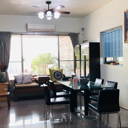 Fu Courtyard Homestay Chiayi Extérieur photo