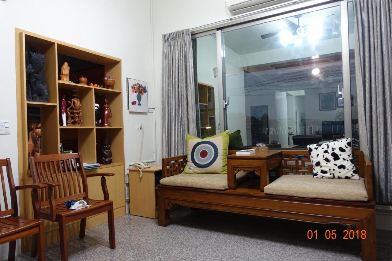 Fu Courtyard Homestay Chiayi Extérieur photo