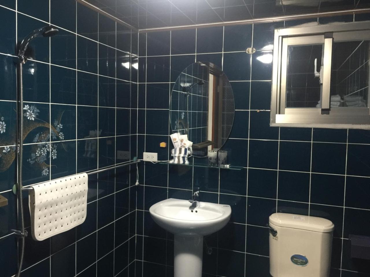 Fu Courtyard Homestay Chiayi Extérieur photo