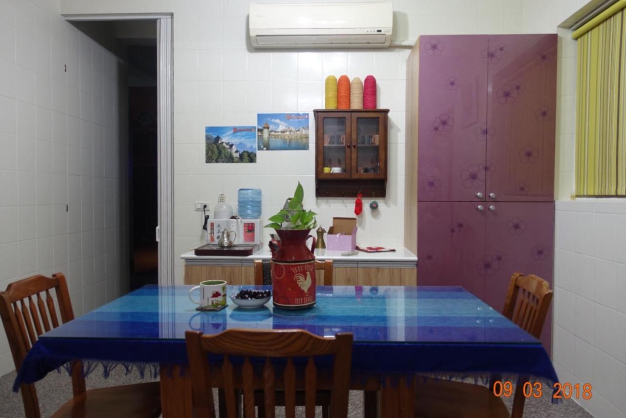 Fu Courtyard Homestay Chiayi Extérieur photo