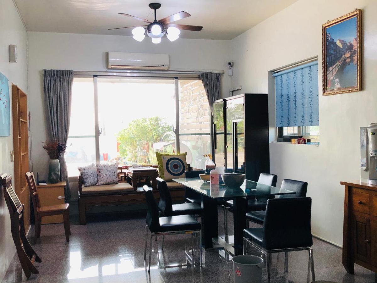 Fu Courtyard Homestay Chiayi Extérieur photo